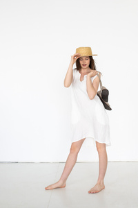 Sukienka lniana , len polski, manufaktura, sukienka z lnu , luźna jasna lniana sukienka polski projektant