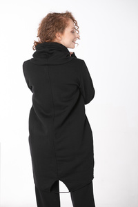 Tunika czarna luźna , bluzka z zamkami , bluza długa czarna damska, bluza ze stójką damska polska dzianina, ciepła długa bluza