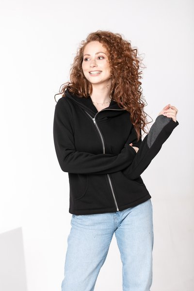 Bluza damska czarna z lekko asymetrycznym zamkiem, czarna bluza damska  z dzianiny autorski projekt, polski produkt, damska bluza czarna z kapturem