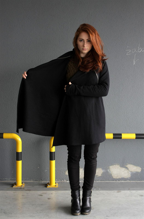 Bluza czarna , bluza asymeryczna, bluza damska z kapturem ,