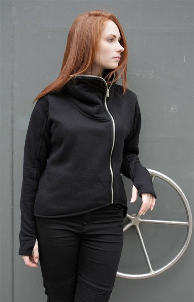 Bluza czarna damska krótka , sportowa czarna bluza , bluza czarna na zamek ze stójką