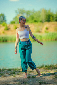 Spodnie lniane szerokie wygodne i miękkie, spodnie z polskiego lnu szyte w Polsce , polska marka , polski produkt, len miekki i naturalny