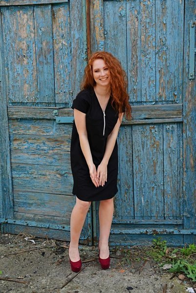 Sukienka bawełniana z zamkiem, mała czarna na lato