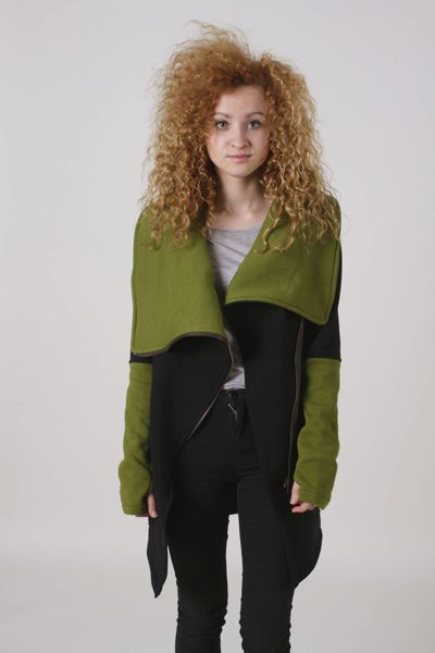 Bluza czarno zielona, Kurtka na zamek, asymetryczny krój, wysoka stójka