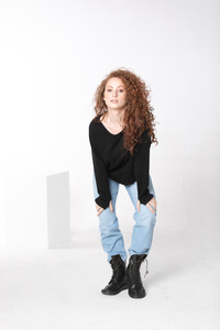 Bluza damska,czarna,  bluza dresówka klasyk, bluza dresowa damska luźna krótka , 