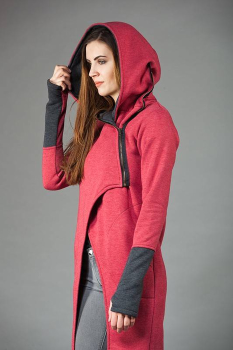 Płaszczyk Asmi, Bawełna, Polska marka, długa bluza malinowa,