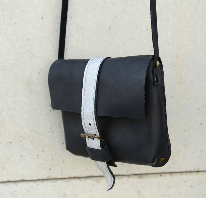 Torebka skórzana mini czarna torba