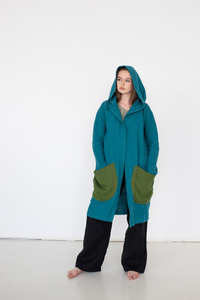 Lniane wdzianko, polski produkt z lnu, płaszcz z kieszeniami len polski, gruby splot  miękki len, polski projektant lnianej odzieży  