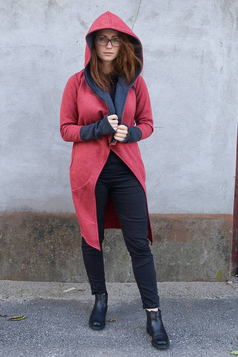Długa bluza , frak z kapturem, asymetryczna bluza damska, malinowy płaszcz, trencz