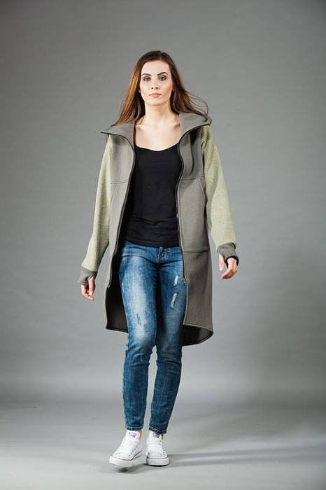 Płaszczyk długi dzianinowy , bluza z kapturem , długa bluza