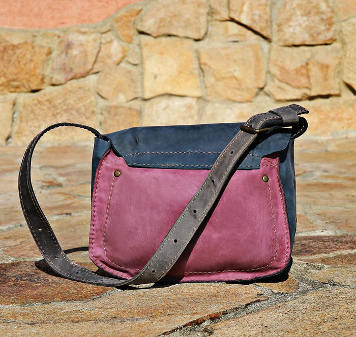 Torebka skórzana ręcznie robiona, mała listonoszka, torebka na ramię