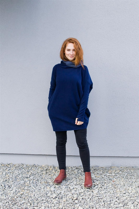 Granatowy sweterek bawełniany, asymetryczny sweter damski
