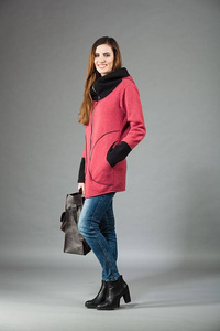 Bluza damska kangurek, Bluza na zamek , długa bluza z kieszeniami