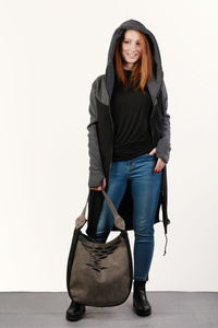 Płaszczyk bluza bawełniana z kapturem, bluza czarna