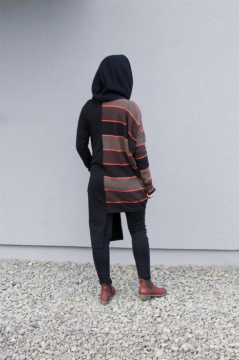 Asymetryczny sweter bawełniany