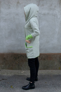 Bluza damska Wdzianko asymetryczne damskie, narzuta bawełniana z kapturem, pastelowe kolory , duże kieszenie