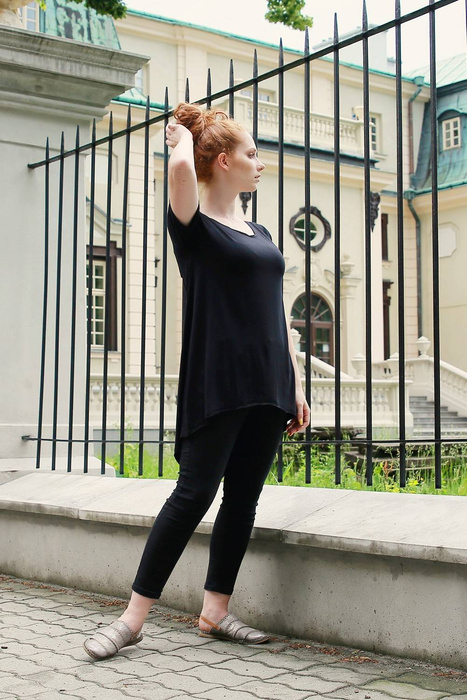 tunika czarna asymetryczna, luźna, długa bluzka