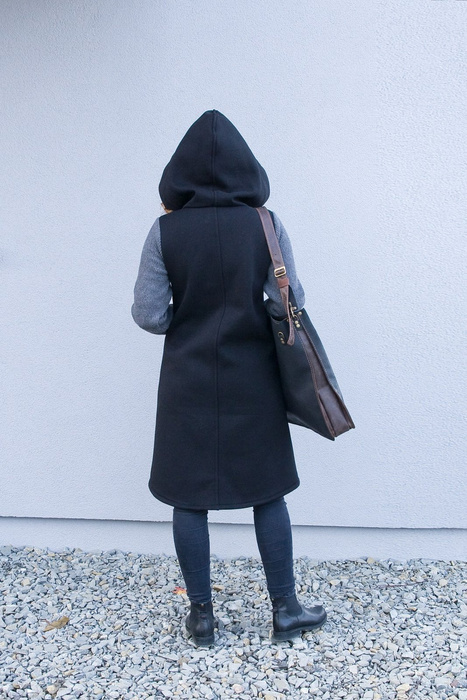 Bluza długa czarna , gotycki płaszcz , czarny trencz, czarna bluza