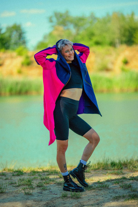 długa bluza kolorowa, asymetryczna, płaszczyk bawełniany kolorowy