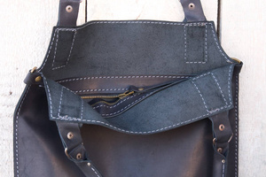 Torebka skórzana ręcznie robiona, czarna torebka na ramię, torba ze skóry handmade