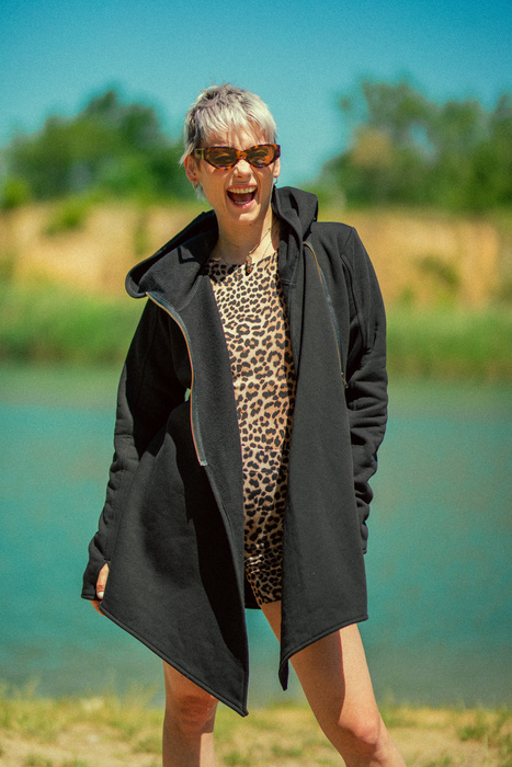 Bluza lużna damska na zamek , bluza kopertowa z kapturem czarna bawełniana, długa bluza , płaszcz z dzianiny