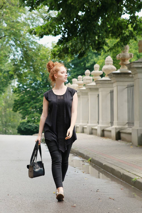 Bluzka czarna z koronką, tunika elegancka,