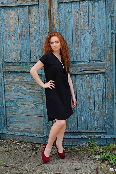 Sukienka bawełniana z zamkiem, mała czarna na lato