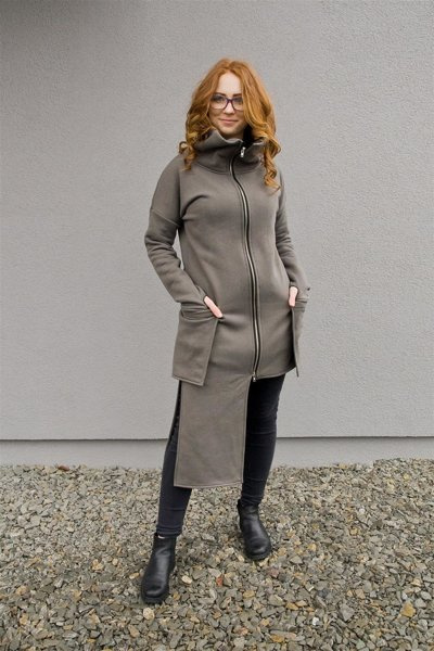 Długi Asymetryczny Płaszczyk, Polska marka, awangardowa  bluza