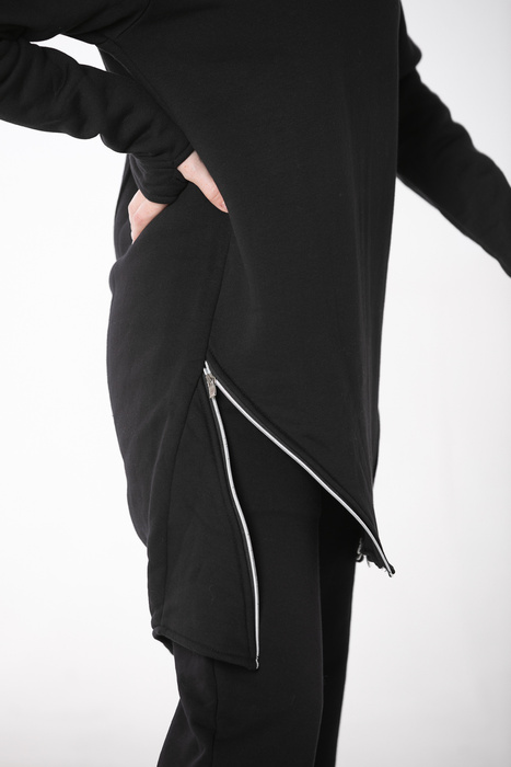 Tunika czarna luźna , bluzka z zamkami , bluza długa czarna damska, bluza ze stójką damska polska dzianina, ciepła długa bluza