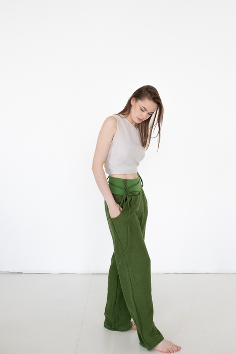 Spodnie z lnu zielone spodnie z polskiego lnu, polski produkt, manufaktura , szerokie spodnie lniane