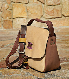 Torebka skórzana ręcznie robiona, mała listonoszka, torebka na ramię 