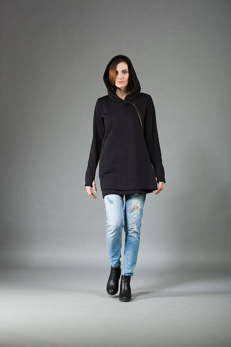 Bluza Basanti, czarna bluza kopertowa , długa czarna
