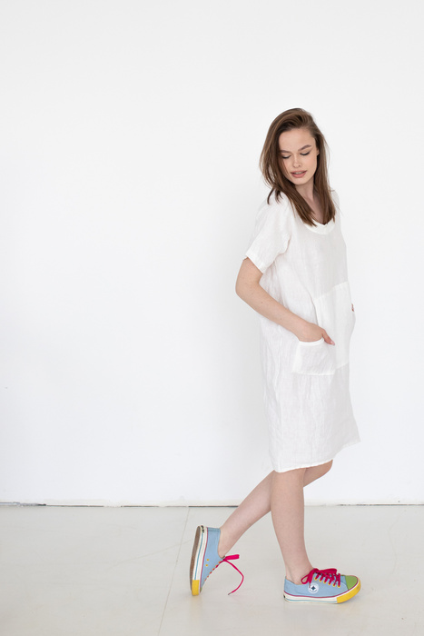 Sukienka letnia lniana , len polski, polska produkcja manufaktura, jasna letnia sukienka z lnu lużna z kieszenią