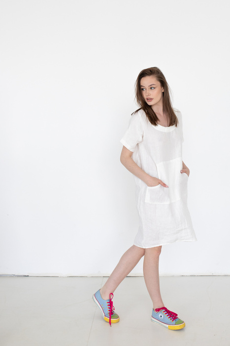 Sukienka letnia lniana , len polski, polska produkcja manufaktura, jasna letnia sukienka z lnu lużna z kieszenią