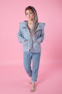 kurtka wełniana, kurtka z kapturem, Odzież Plus Size, Odzież wełniana, niebieska kurtka, ciepła kurtka 