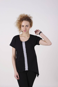 tunika czarna, bluzka czarna damska, asymetryczna koszulka damska