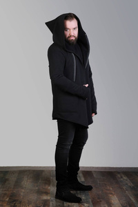 Męska bluza z kapturem, płaszcz z kapturem w szpic męska, bluza długa męska, czarna bluza męska