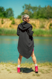 Asymetryczna bluza z kapturem, czarna bluza na zamek