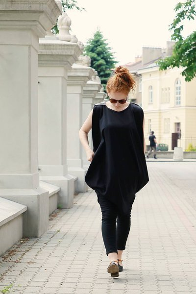 Sukienka,  asymetryczna, luźna  tunika czarna oversize