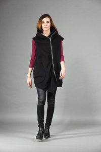 Bezrękawnik Ashmita, kamizelka damska asymetryczna