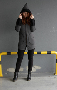 Bluza szara z kapturem damska długa , z wielkim kapturem w szpic , cyber kaptur , damski płaszcz krótki na zamek