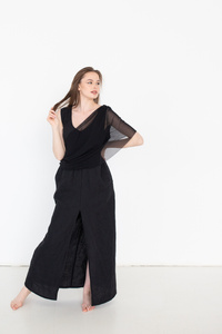 Sukienka lniana elegancka z tiulem, len polski, polska produkcja manufaktura, długa lniana sukienka czarna, czarny len , polski produkt