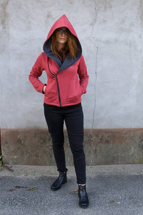 Bluza bawełniana, niestandardowe rozmiary, ramoneska damska , cyber kaptur, krótka bluza malinowa, skośny zamek