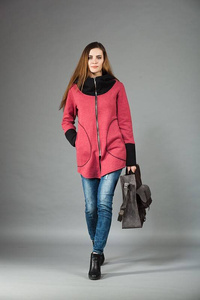 Bluza damska kangurek, Bluza na zamek , długa bluza z kieszeniami