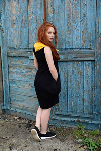 Sukienka bombka bawełniana, sukienka z kominem, mała czarna