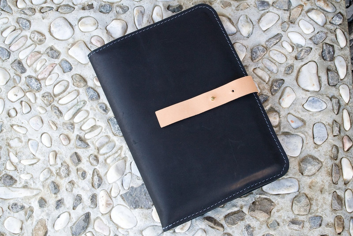 Organizer skórzany, czarny notatnik skórzany A4, planer, szkicownik skórzany