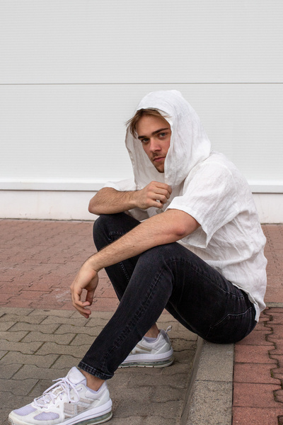 Tunika męska z kapturem lniana wiązana męska koszulka lniana, tunika męska lniana , letnia lniana koszula męska, biała koszula z polskiego lnu męska