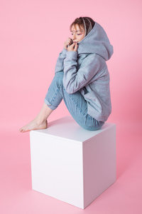 kurtka wełniana, kurtka z kapturem, Odzież Plus Size, Odzież wełniana, niebieska kurtka, ciepła kurtka 