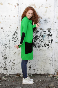 Bluza damska długa bez zapięcia, duże kieszenie, luźny fason