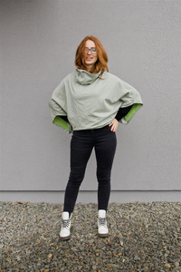 Narzutka , bluza dzianinowa , bluza nietoperz , ponczo
